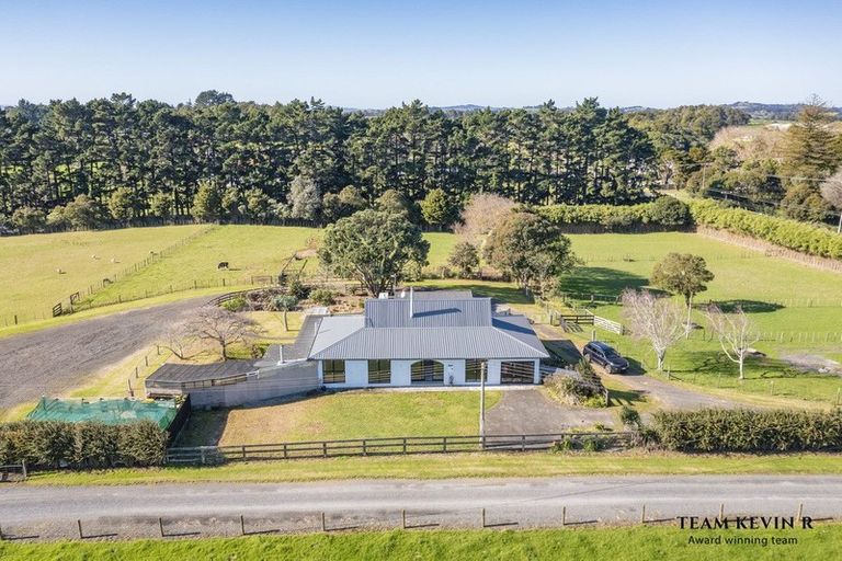 Photo of property in 62 Brookside Road, Glenbrook, Waiuku, 2681