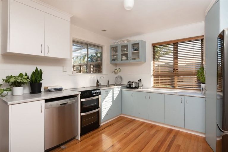 Photo of property in 8a Riverton Road, Mount Maunganui, 3116