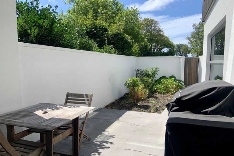 Photo of property in 92 Wairarapa Terrace, Merivale, Christchurch, 8014