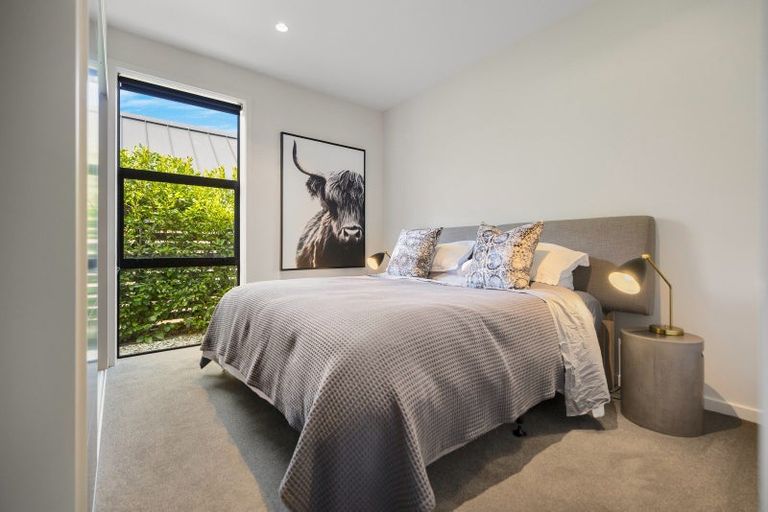 Photo of property in 17 Falconer Rise, Jacks Point, Queenstown, 9371