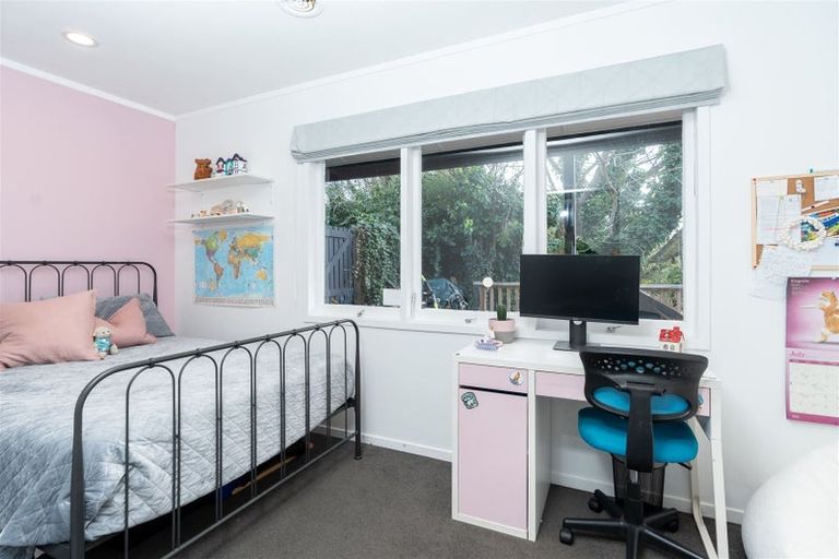 Photo of property in 24 Tudor Crescent, Chedworth, Hamilton, 3210