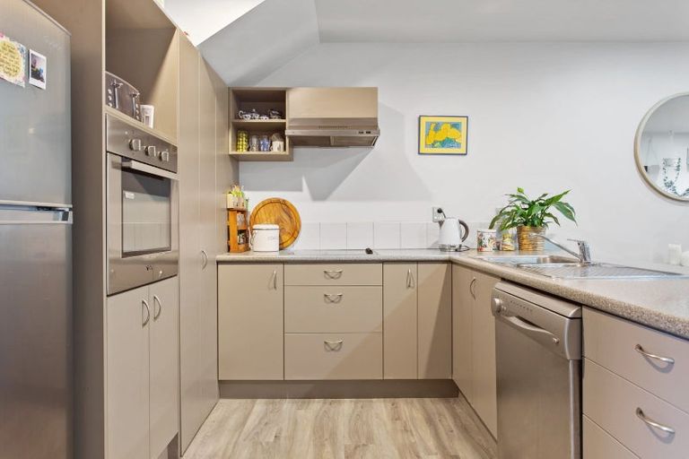 Photo of property in 2/38 Brockworth Place, Riccarton, Christchurch, 8011