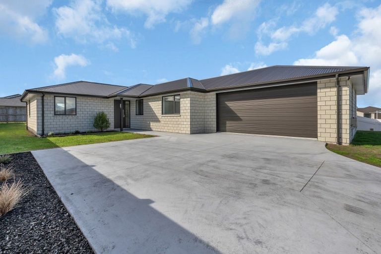 Photo of property in 31 Kapiakauri Road, One Tree Point, 0118