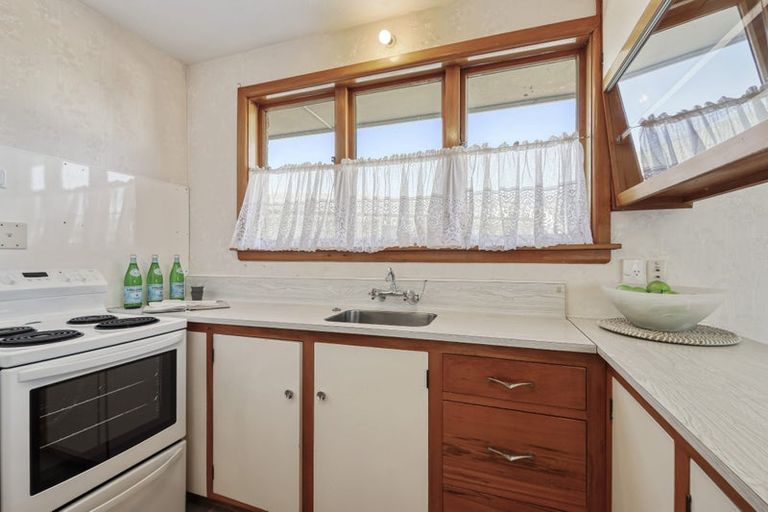 Photo of property in 10 Palmer Street, Rangiora, 7400