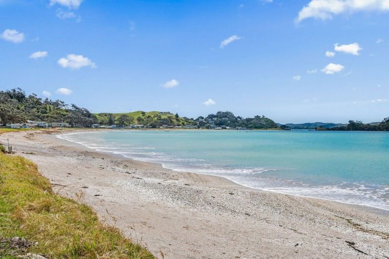 Photo of property in 37b Te Kapua Street, Oakura, Hikurangi, 0184