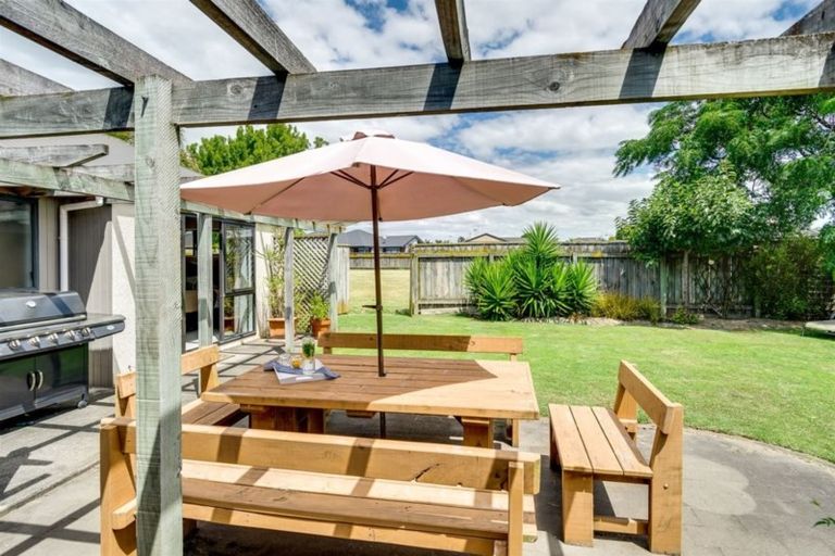 Photo of property in 45 Whiting Crescent, Greenmeadows, Napier, 4112