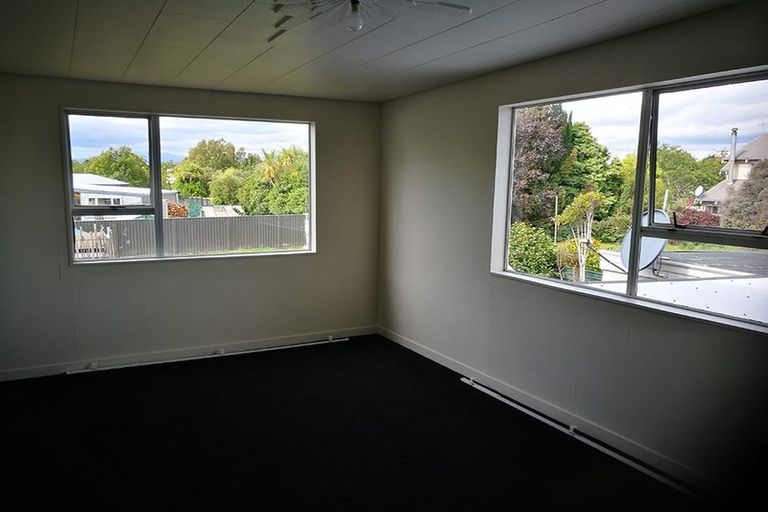 Photo of property in 14 Pompolona Street, Te Anau, 9600