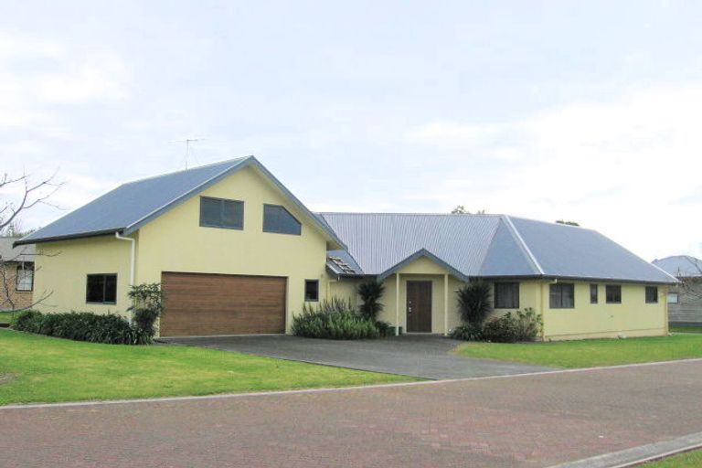Photo of property in 12 Michelle Lane, Hahei, Whitianga, 3591