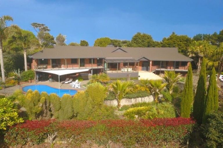 Photo of property in 60 Owhiwa Road, Parua Bay, Onerahi, 0192