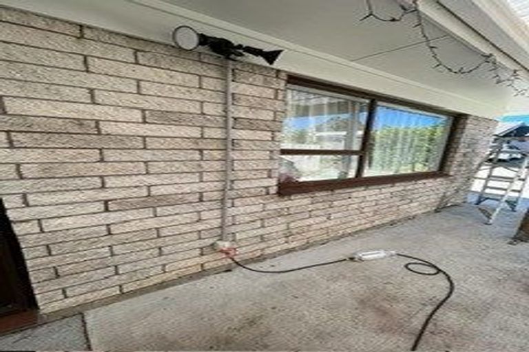 Photo of property in 80a Millbrook Road, Henderson, Auckland, 0612