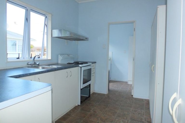 Photo of property in 11 Jenks Street, Foxton, 4814