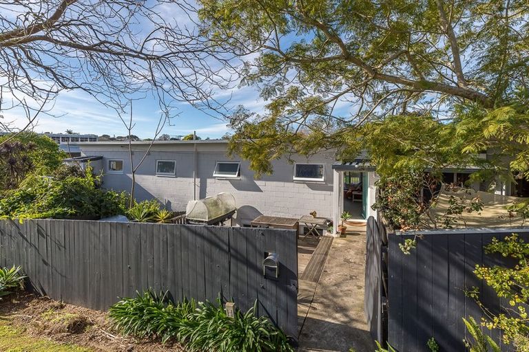 Photo of property in 2/40 Roslyn Terrace, Devonport, Auckland, 0624