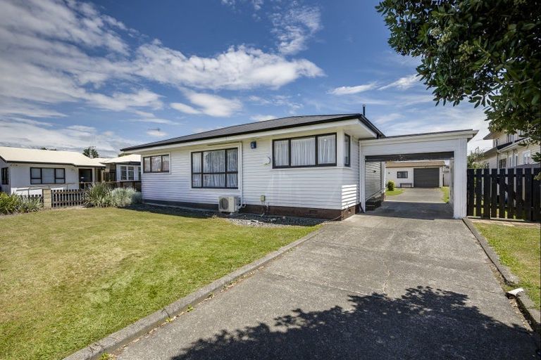 Photo of property in 301 Kennedy Road, Onekawa, Napier, 4110