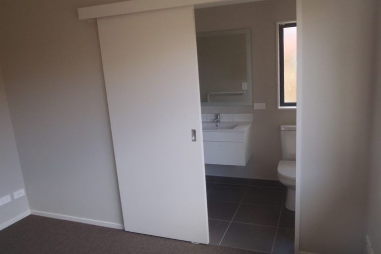 Photo of property in 39 Westgate Drive, Westgate, Auckland, 0614