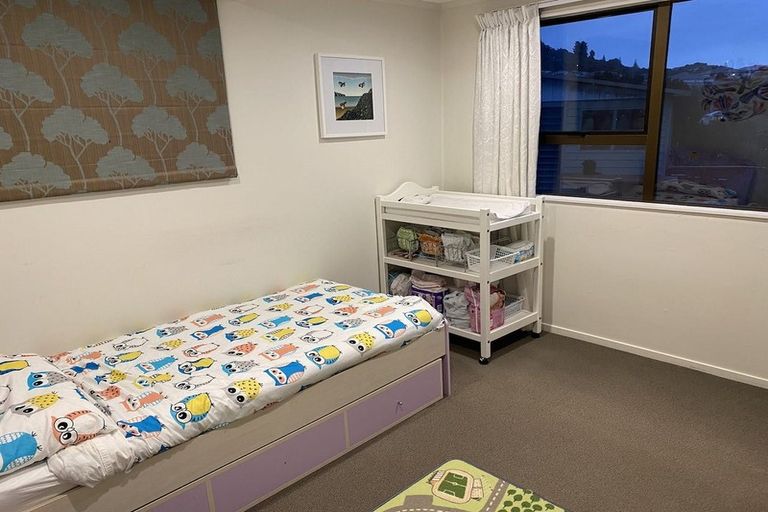 Photo of property in 215 Staithes Drive South, Whitby, Porirua, 5024