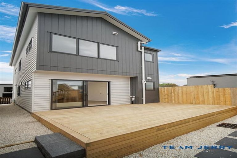 Photo of property in 35 Survila Street, Papakura, 2110