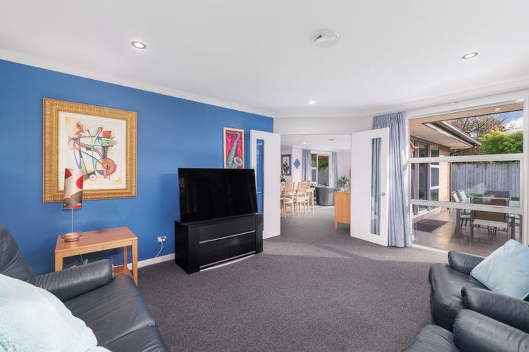 Photo of property in 33c Wilsons Road South, Saint Martins, Christchurch, 8022