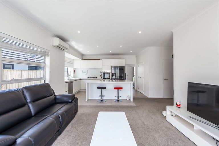 Photo of property in 81 Colonial Drive, Silverdale, 0932