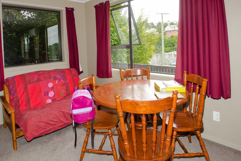 Photo of property in 12 Glen Road, Mornington, Dunedin, 9011
