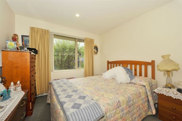 Photo of property in 35a Digby Place, Bromley, Christchurch, 8062