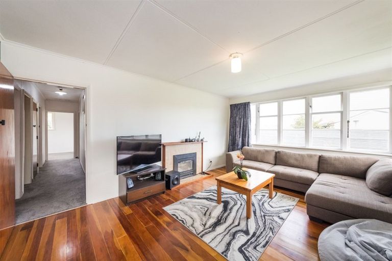 Photo of property in 10 Forth Terrace, Roslyn, Palmerston North, 4414