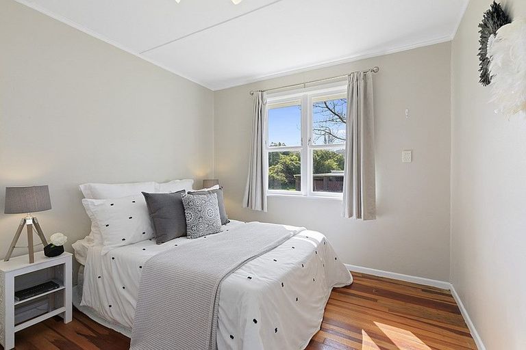 Photo of property in 73 Delaney Drive, Stokes Valley, Lower Hutt, 5019