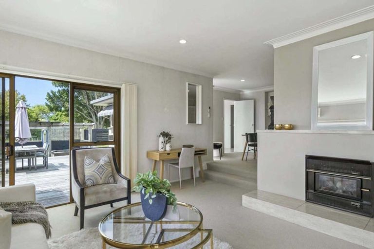 Photo of property in 370 Point View Drive, Shamrock Park, Auckland, 2016