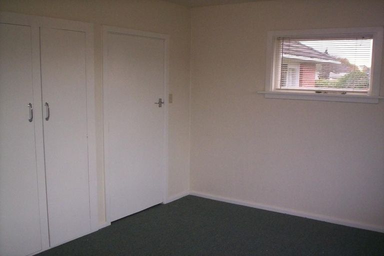 Photo of property in 83 Isleworth Road, Bishopdale, Christchurch, 8053