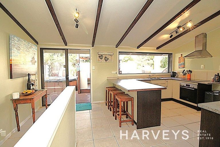 Photo of property in 91 Waitakere Road, Waitakere, Auckland, 0816