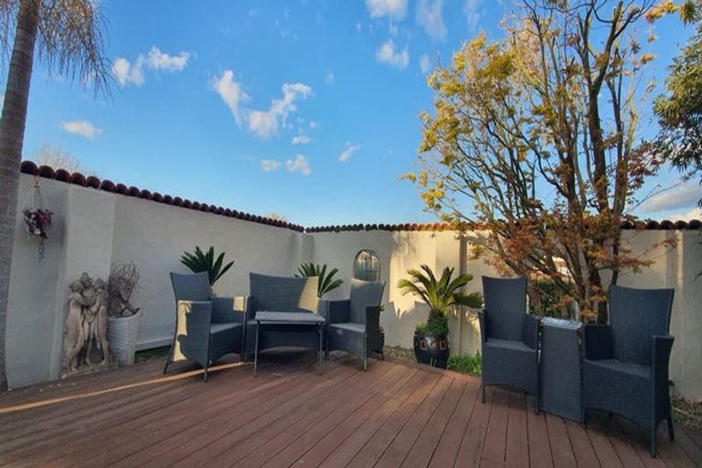 Photo of property in 191 Fisher Parade, Farm Cove, Auckland, 2012