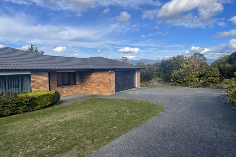 Photo of property in 70 Kirton Drive, Riverstone Terraces, Upper Hutt, 5018