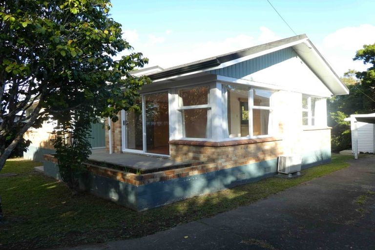 Photo of property in 49 Pohutukawa Road, Whenuapai, Auckland, 0618