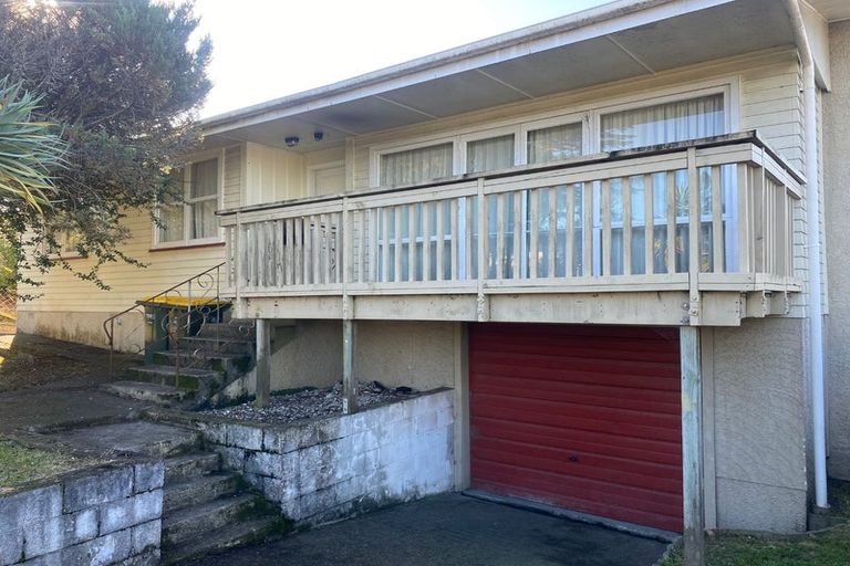 Photo of property in 40 Tahi Terrace, Glen Eden, Auckland, 0602