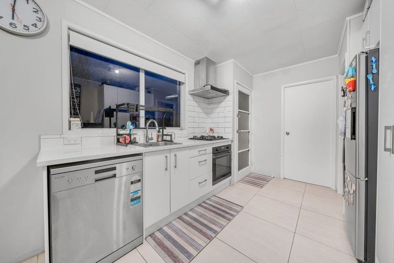 Photo of property in 1/8 Iota Place, Clover Park, Auckland, 2023
