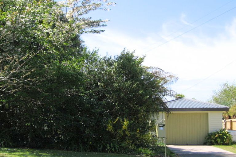 Photo of property in 37 Island View Road, Western Heights, Rotorua, 3015