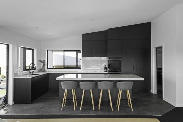 Photo of property in 8 Dulverton Rise, Flagstaff, Hamilton, 3210