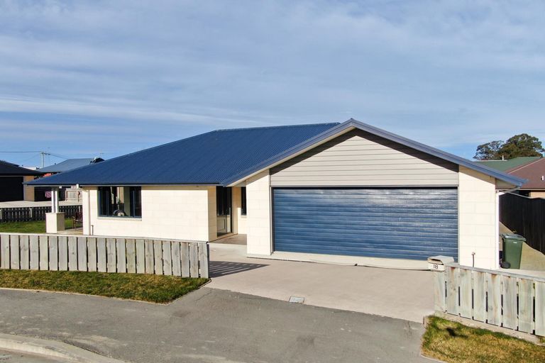 Photo of property in 18 Dove Place, Holmes Hill, Oamaru, 9401