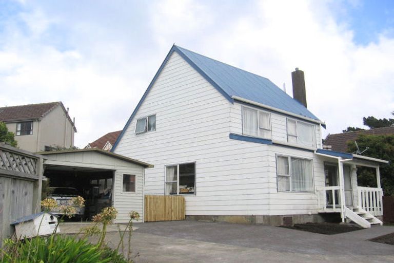 Photo of property in 8 Abilene Crescent, Churton Park, Wellington, 6037