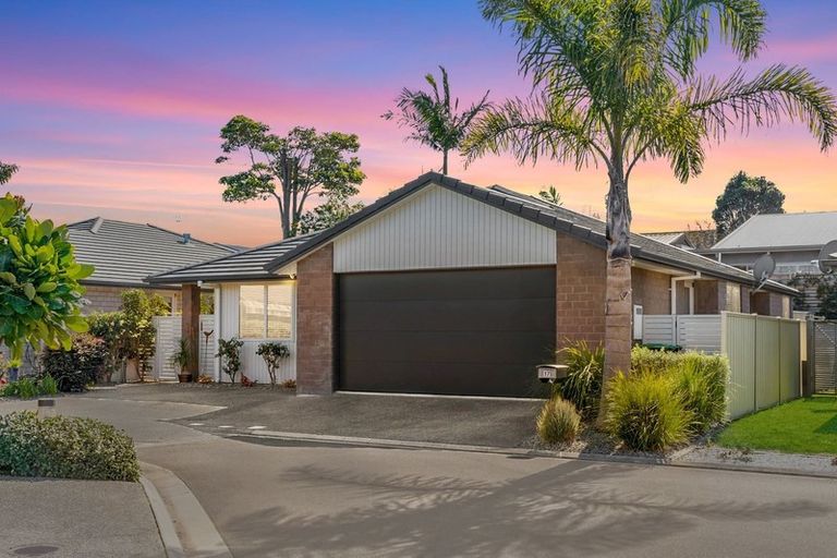 Photo of property in 17 Seashell Drive, Papamoa Beach, Papamoa, 3118