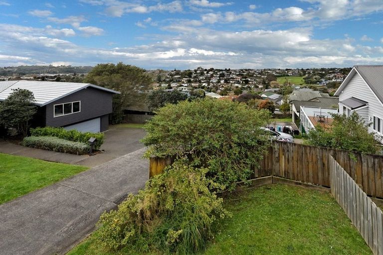Photo of property in 259 Glengarry Road, Glen Eden, Auckland, 0602