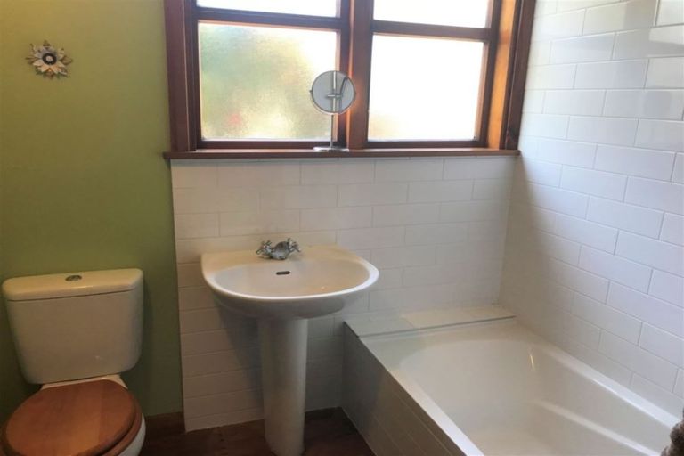 Photo of property in 22 Aldersley Street, Richmond, Christchurch, 8013