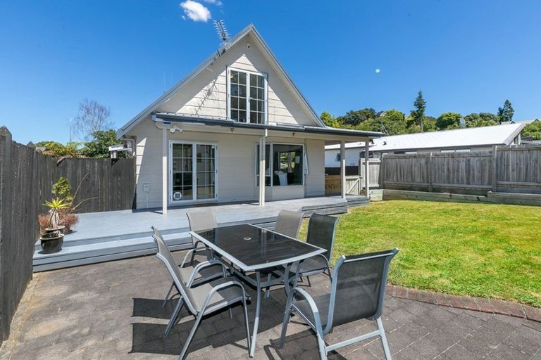 Photo of property in 5 Esmae Place, Dinsdale, Hamilton, 3204