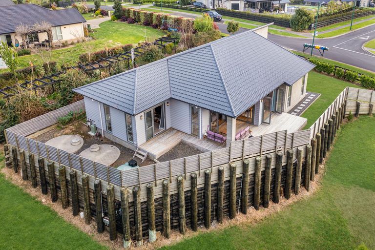 Photo of property in 125 Mcrobbie Road, Kingseat, Papakura, 2580