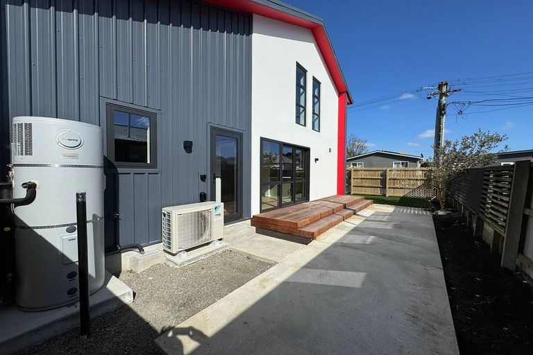 Photo of property in 90 Nursery Road, Phillipstown, Christchurch, 8011