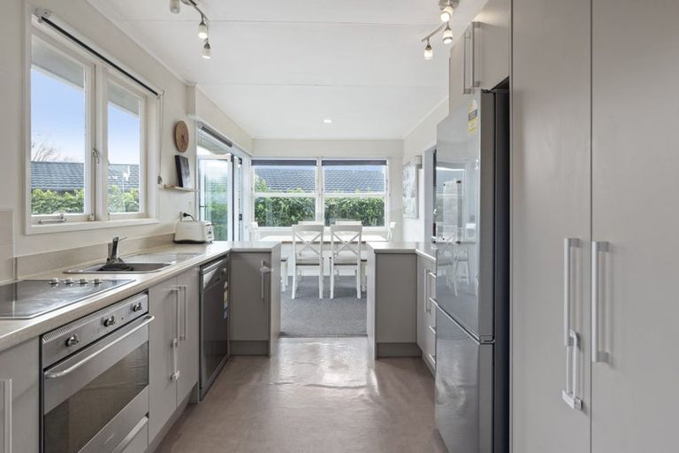 Photo of property in 84 Pandora Avenue, Sunnybrook, Rotorua, 3015