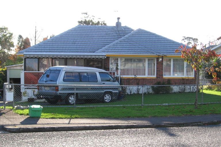 Photo of property in 8 Angelo Avenue, Howick, Auckland, 2014