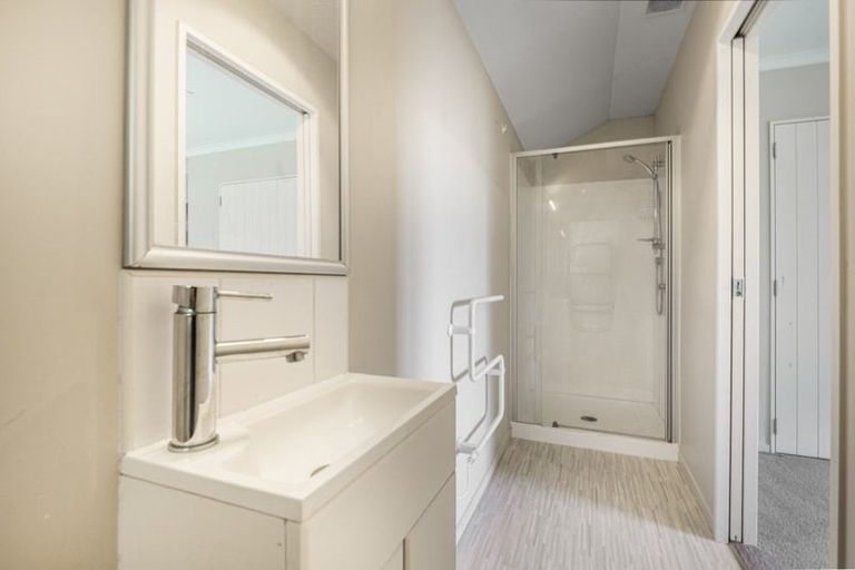 Photo of property in 7 Luke Place, Otara, Auckland, 2023