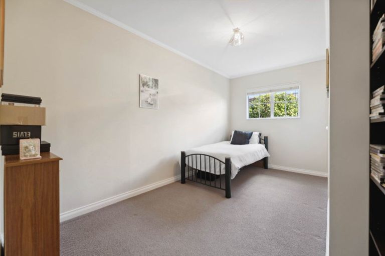 Photo of property in 15a Puriri Street, Hilltop, Taupo, 3330