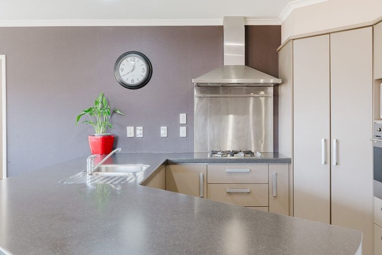 Photo of property in 25 The Dales, Dinsdale, Hamilton, 3204