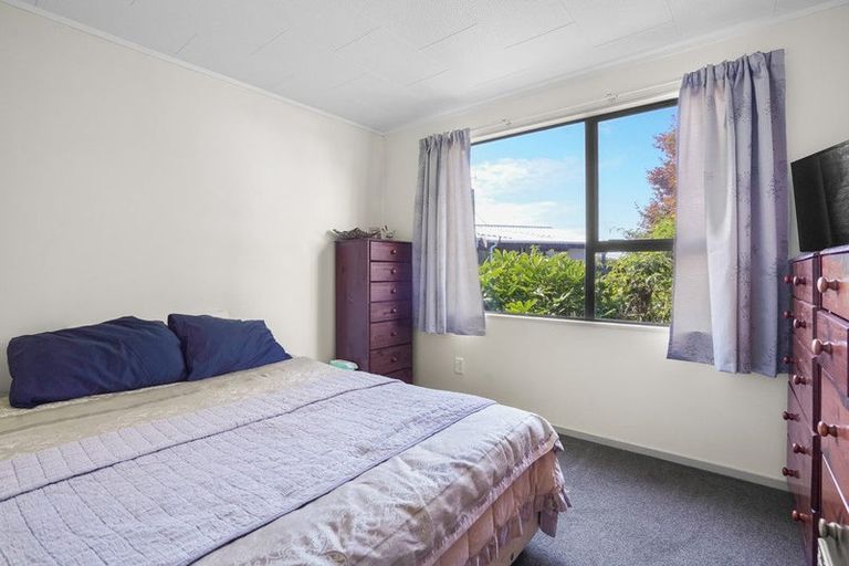 Photo of property in 8 Purcell Place, Melville, Hamilton, 3206